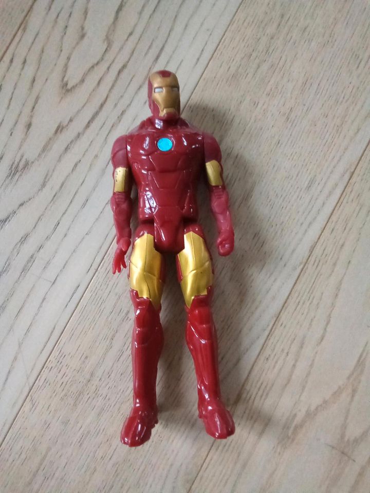 Ich biete Marvel Figur Iron man an in Schleiz