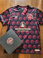 FCN Nürnberg Sonder Trikot Weihnachten Neu mit Box XL Aubing-Lochhausen-Langwied - Aubing Vorschau