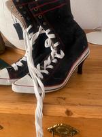 Chucks Stiefeletten schwarz selten aus den USA Stiefel Bayern - Kelheim Vorschau