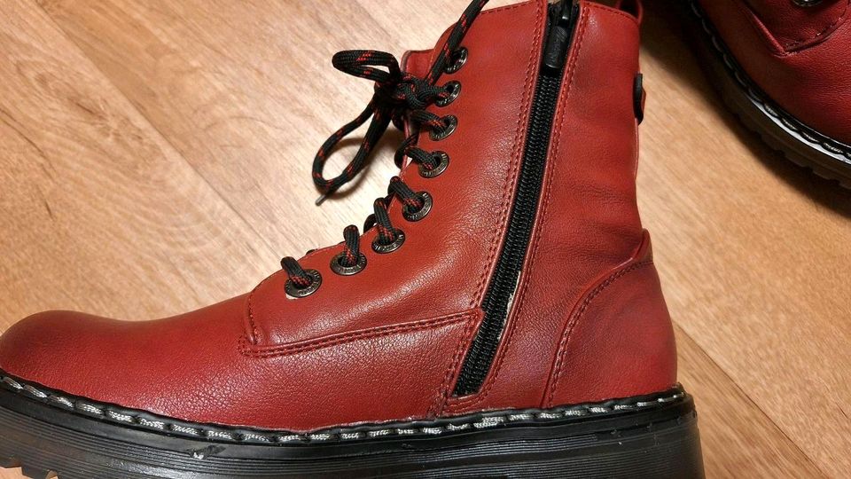 Neu  MUSTANG Stiefeletten Damen rot in Worbis