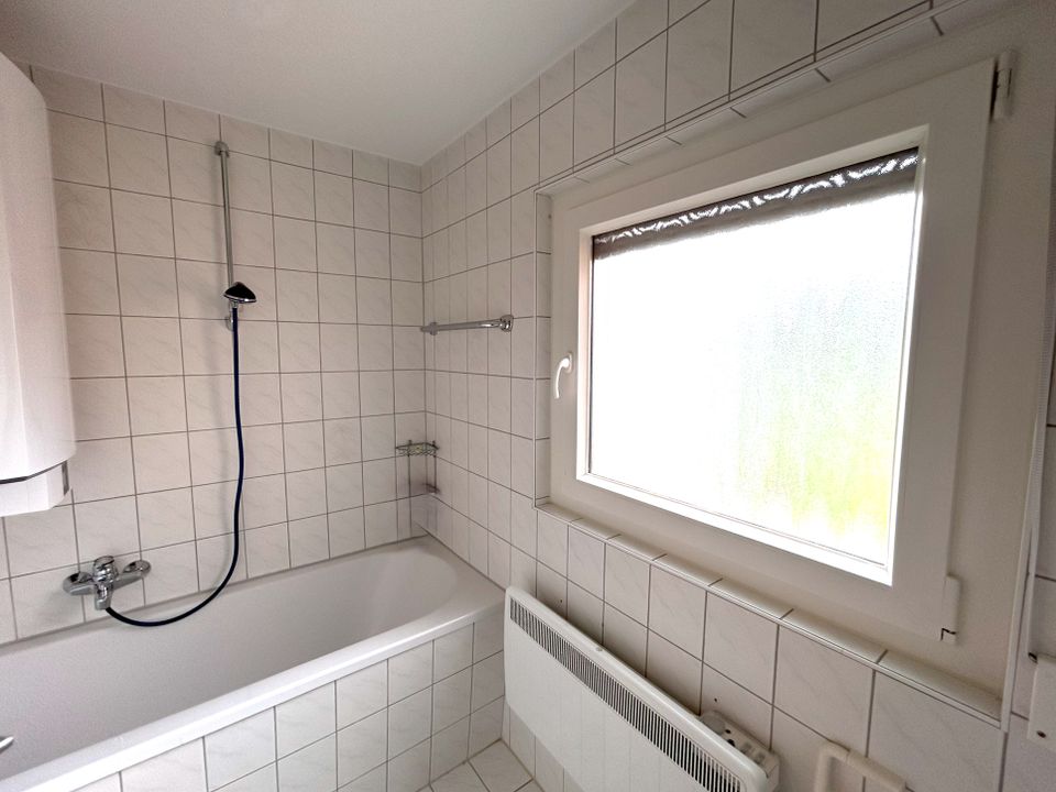 Kleine Oase in Aussichtslage: Ihr 2-Zimmer-Penthouse mit Einzelgarage in Nattheim