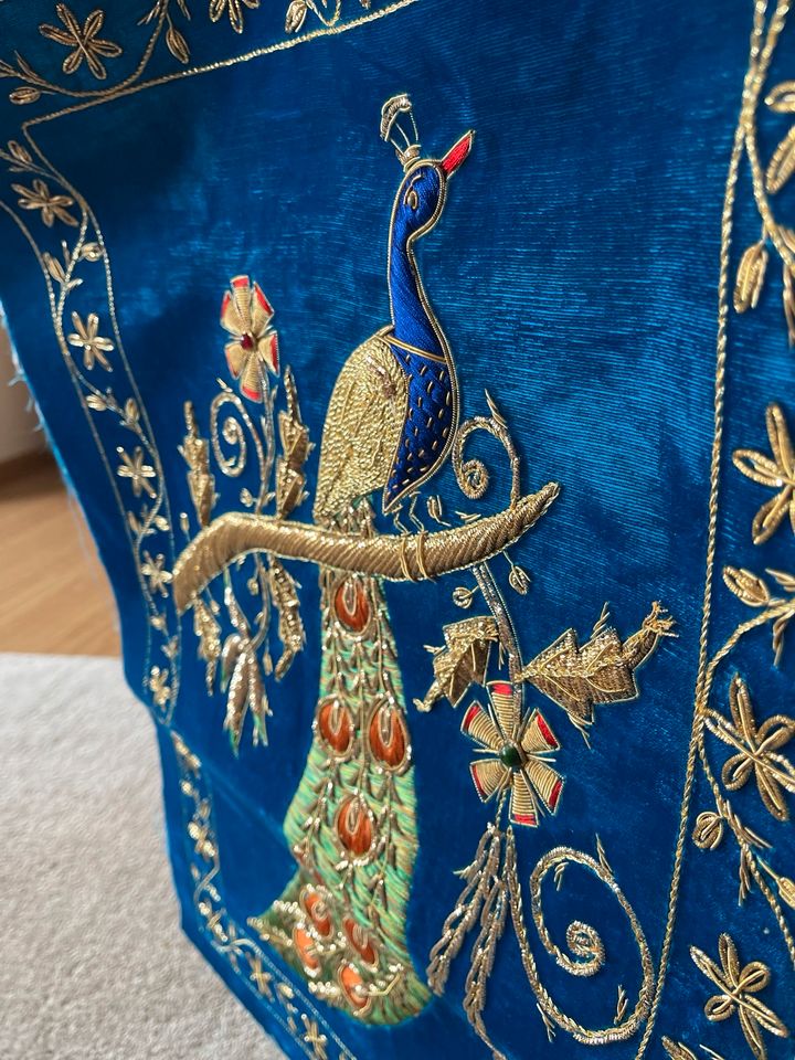 Pfau Samt Wandbehang Kunst Indien in Freiburg im Breisgau