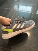 Adidas Sneaker 39 1/3 neu Nordrhein-Westfalen - Düren Vorschau