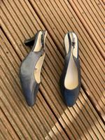 Schuhe Absatzschuhe Pumps Gerry Weber Leder Größe 41 Blau Berlin - Köpenick Vorschau