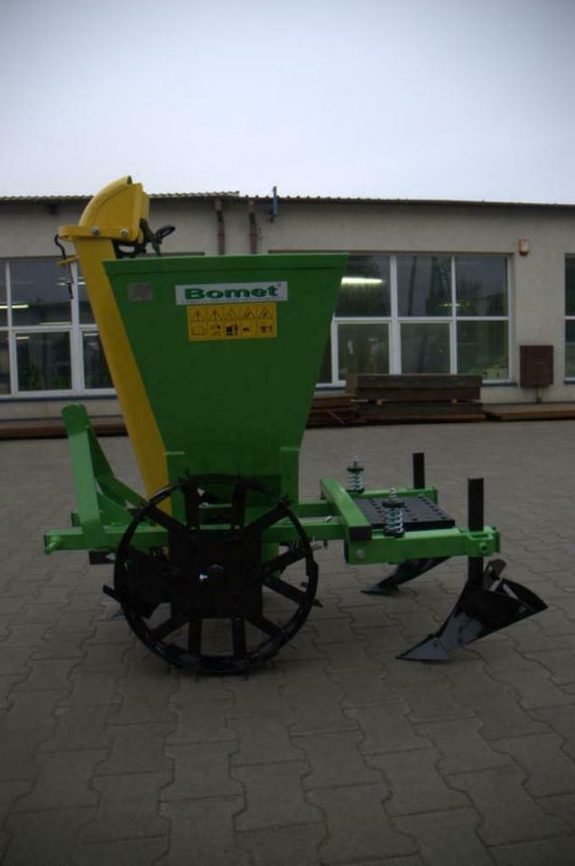 Kartoffellegemaschine Bomet S239 Kartoffelpflanzmaschine 1reihig in Osterweddingen