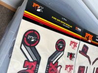 Fox Shox Decals 2 Pakete Brandenburg - Elsterwerda Vorschau