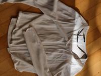 Traum Strickjacke Kleider neuwertig Gr. 38 s.Oliver Black Label Bayern - Pullach im Isartal Vorschau