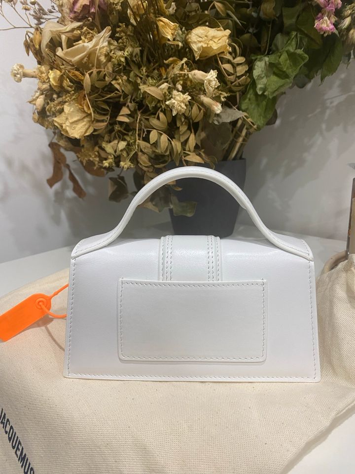 JACQUEMUS Le Bambino Handtasche in Dortmund