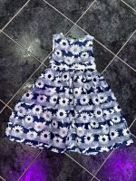 Festliches Kleid mit Blumen und Schleife Topolino Größe 110 Nordrhein-Westfalen - Paderborn Vorschau