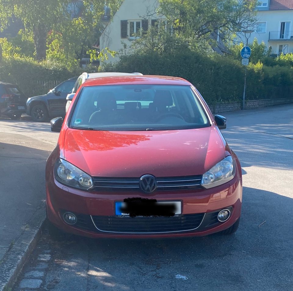 VW GOLF 6  2.0TDI 140PS in München