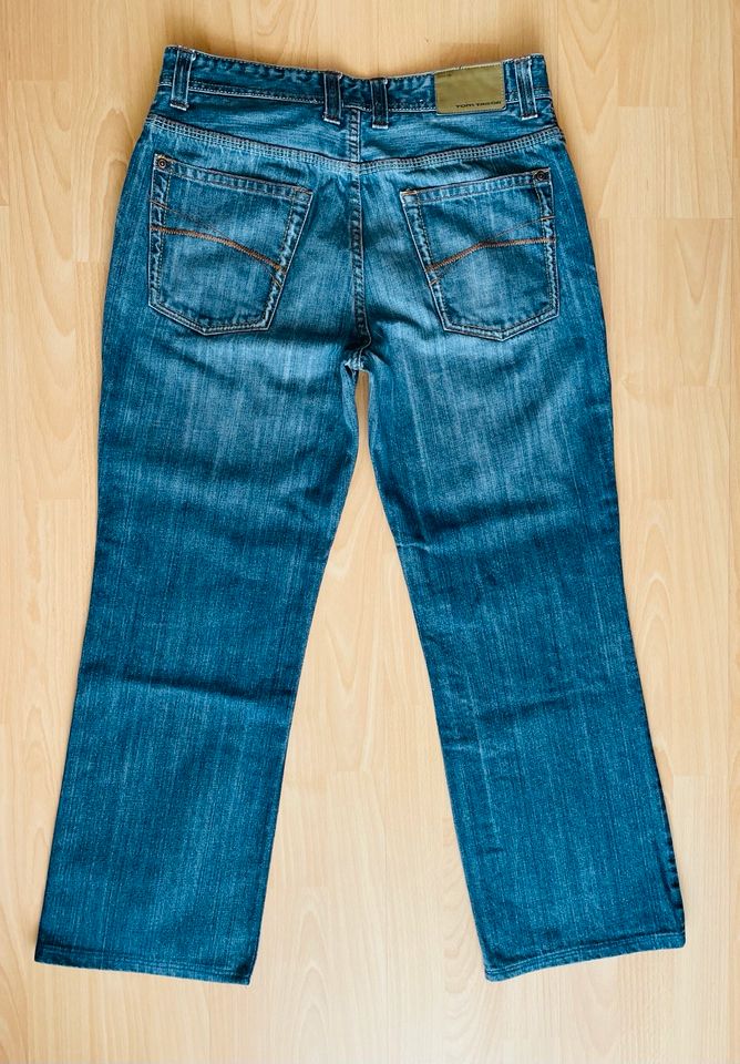 Herren Jeanshose von Tom Tailor Gr. W33/L30 in Erdmannhausen