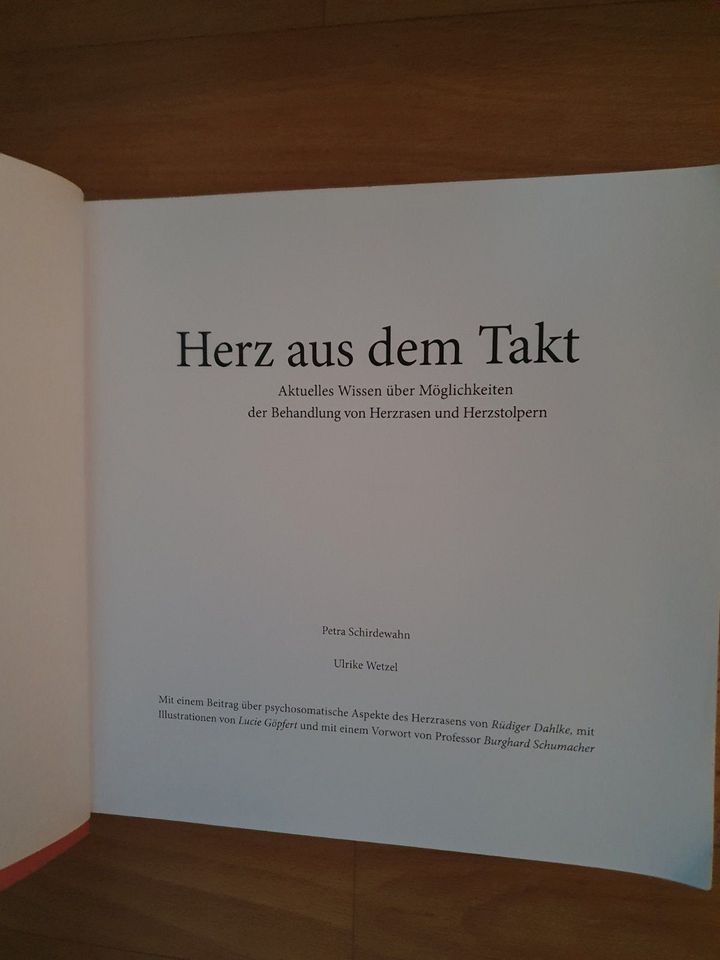 Buch Petra Schirdewahn Herz aus dem Takt 2013 in Halle