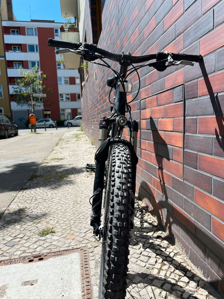 Mountainbike MTB Fahrrad Dynamics schwarz in Berlin