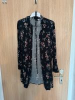 Kleid H&M schwarz mit Blume in Größe 38 Viskose Baden-Württemberg - Filderstadt Vorschau