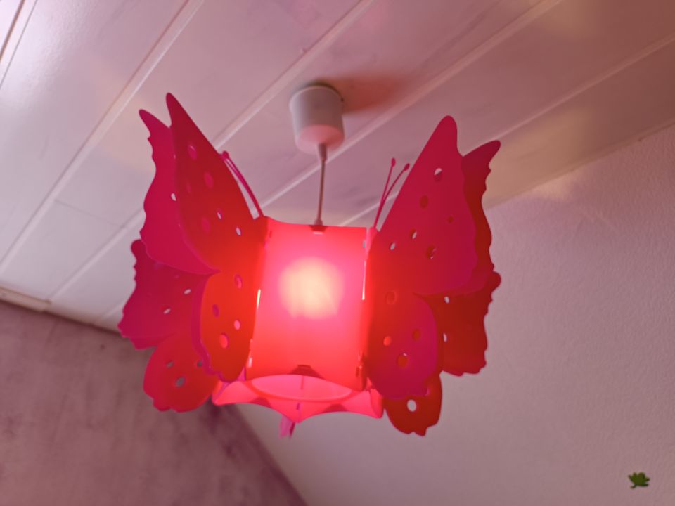 Deckenlampe Schmetterling pink in Kerpen