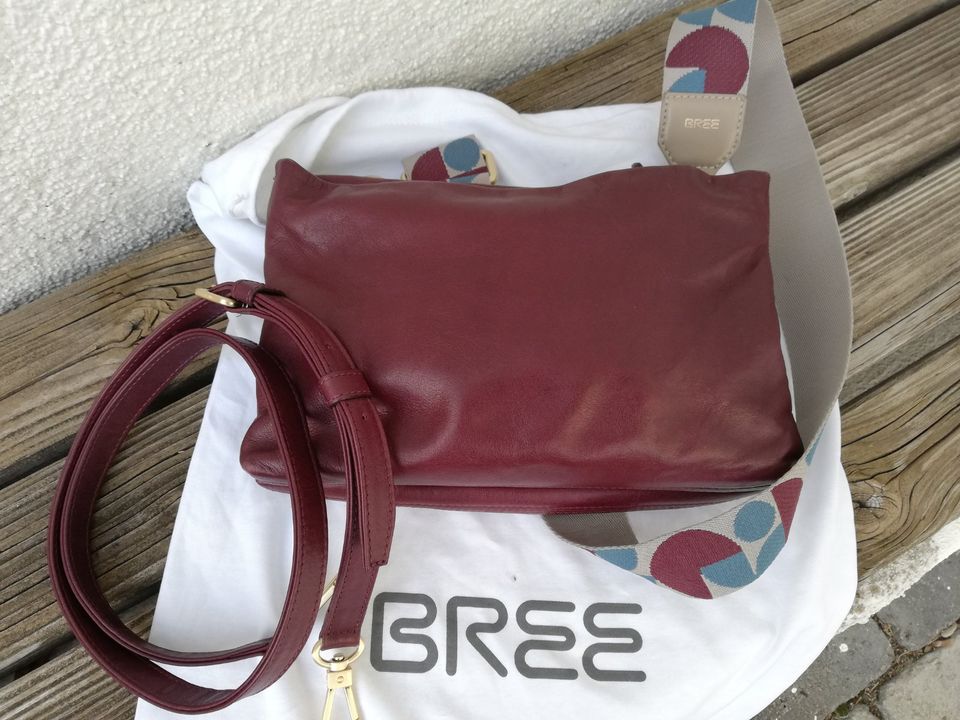 Bree Ledertasche weinrot in Kornwestheim