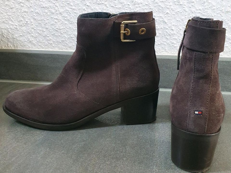 Tommy Hilfiger Damen Stiefeletten Stiefel Schuhe Gr. 42 fast NEU in Braunschweig