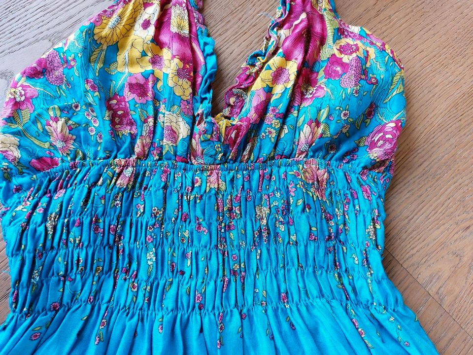 2 Kleider Sommer Baumwolle Thailand blumig gestreift 36-38 in Prem