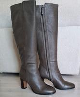 Dunkelbraune Echtleder Stiefel Berlin - Marzahn Vorschau