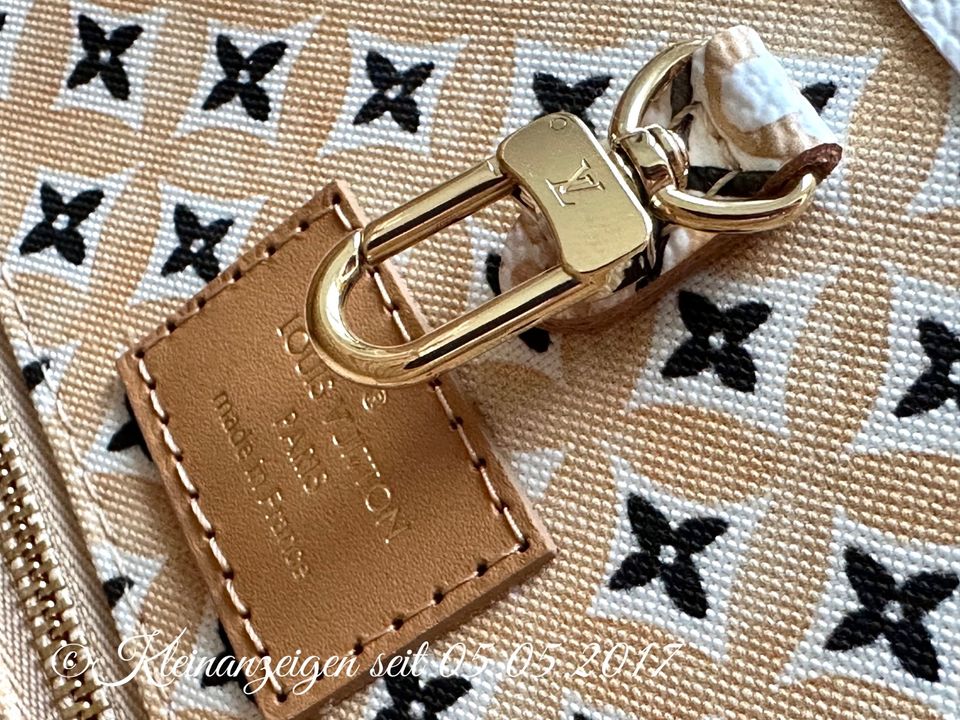 Louis Vuitton Tasche OTG Onthego MM by the Pool Samorga Organizer in Hilden