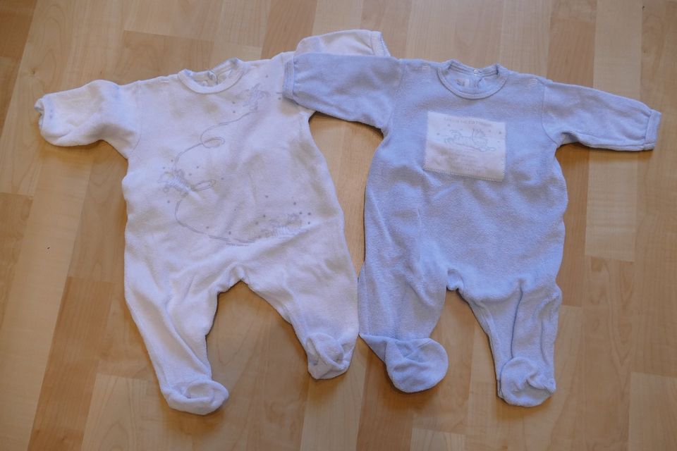 2er Set: Baby Schlafanzug Petit Bateau Gr. 60 in Wiggensbach