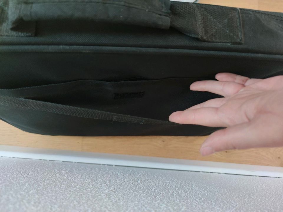 Sehr gut erhaltene Notebook/ Laptoptasche in Burladingen