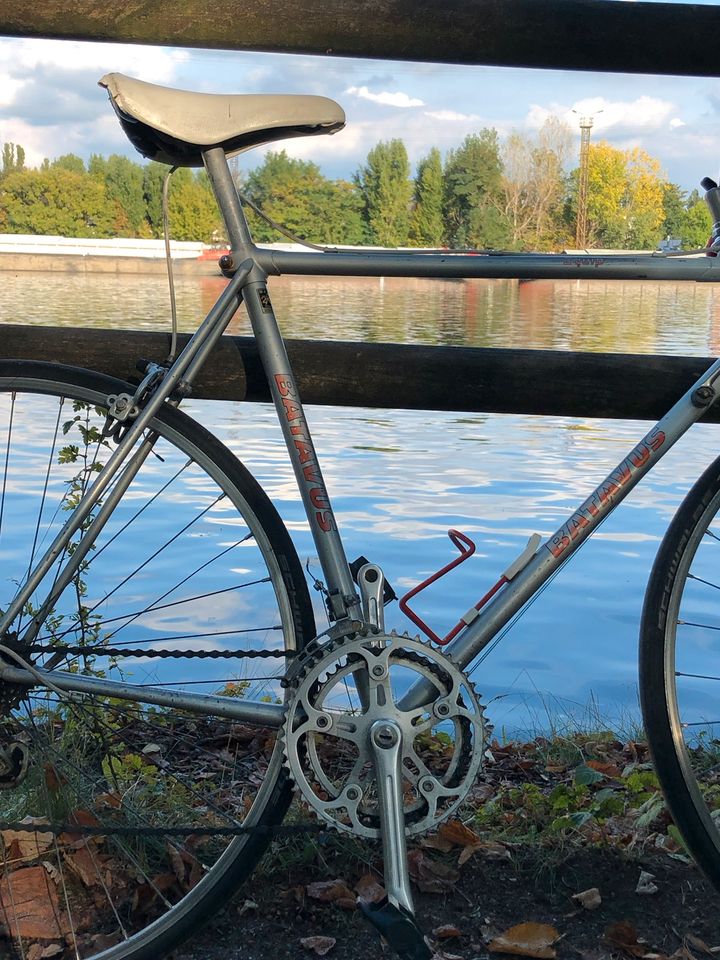 Batavus Rennrad Retro Rahmenhöhe 56 in Berlin