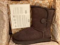 UGG Australia Boots Bailey Button Short 39 chocolate dunkelbraun Kr. München - Unterschleißheim Vorschau