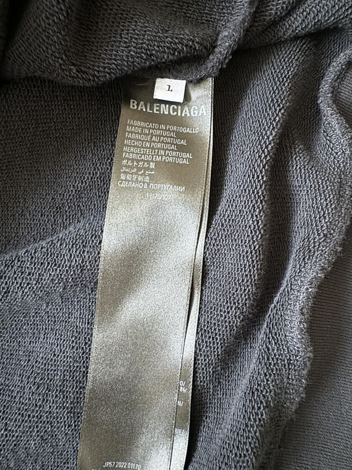 Balenciaga XXXL Hoodie in Dortmund