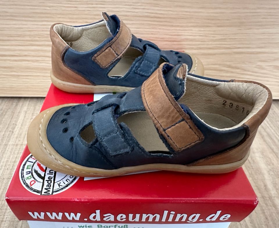 Däumling Kinder Sandalen aus Leder 23 in Offenbach