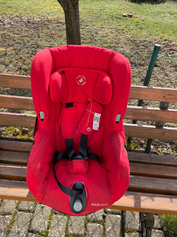 Kindersitz Maxi cosi  6 Monate bis 3 Jahre in Gedern