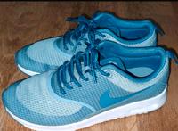 Nike Sportschuhe Air Max Thea 37,5 (eher 36,5) Sneaker wie neu München - Allach-Untermenzing Vorschau