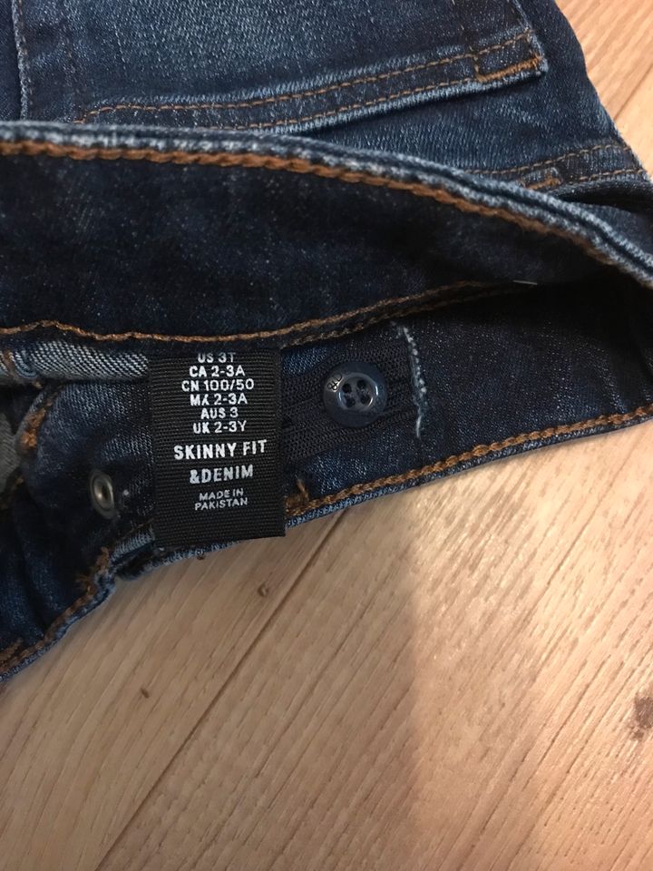 Jeans H&M Größe 98 in Ammerthal