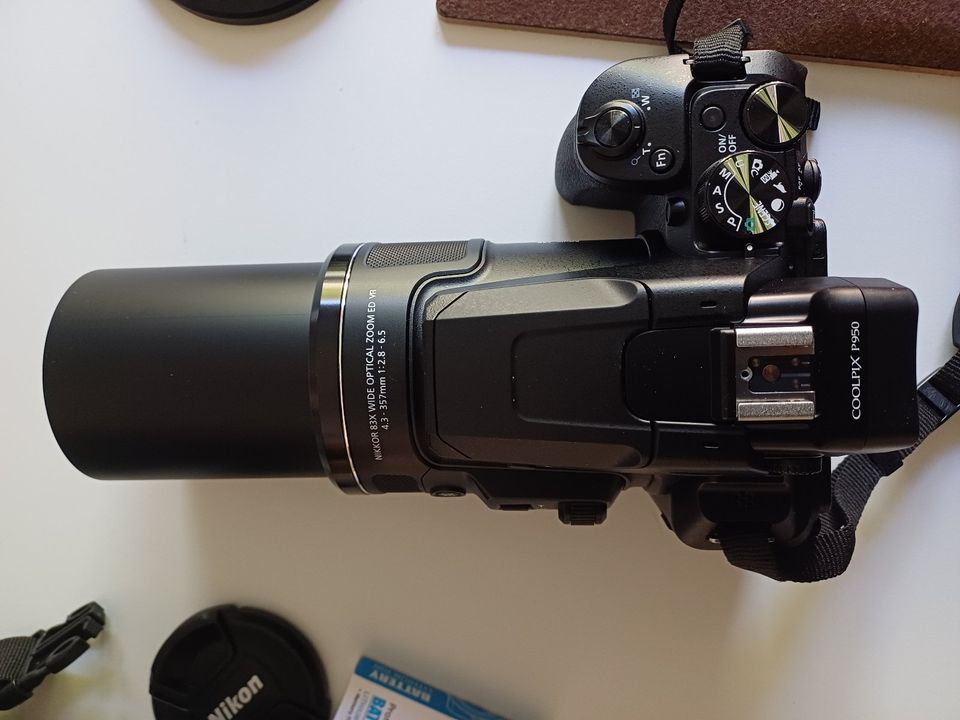 Nikon Coolpix P950 Bridge-Kamera (16 MP, 83x opt. Zoom, Bluetooth in Blaubeuren