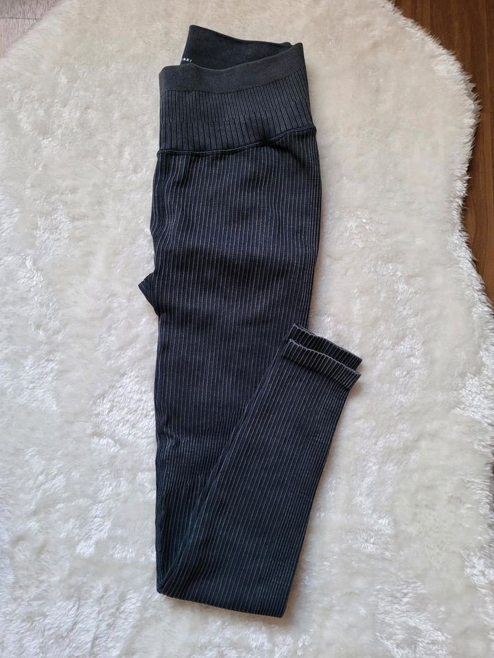 *NEU* Oceans Apart Leggings schwarz Gr.S in Wolfsburg