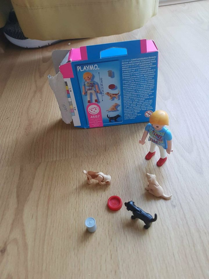 Playmobil set  Mädchen mit 3 Hunde Welpen in Denkendorf