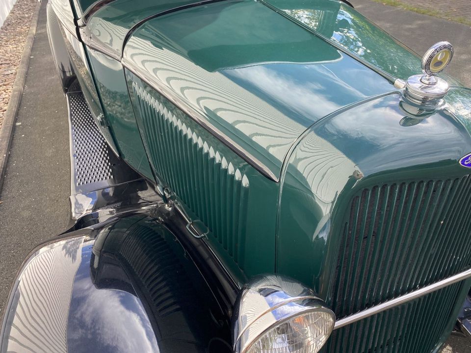 Ford Pickup V8 Flathead Hot Rod aka Green Garden in Bad Berka