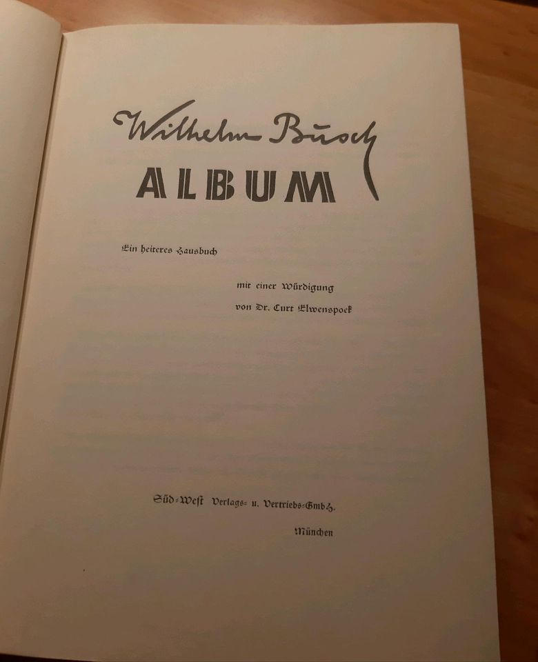 Alt, Antik, Wilhelm Busch Album, altdeutsche Schrift in Bünde