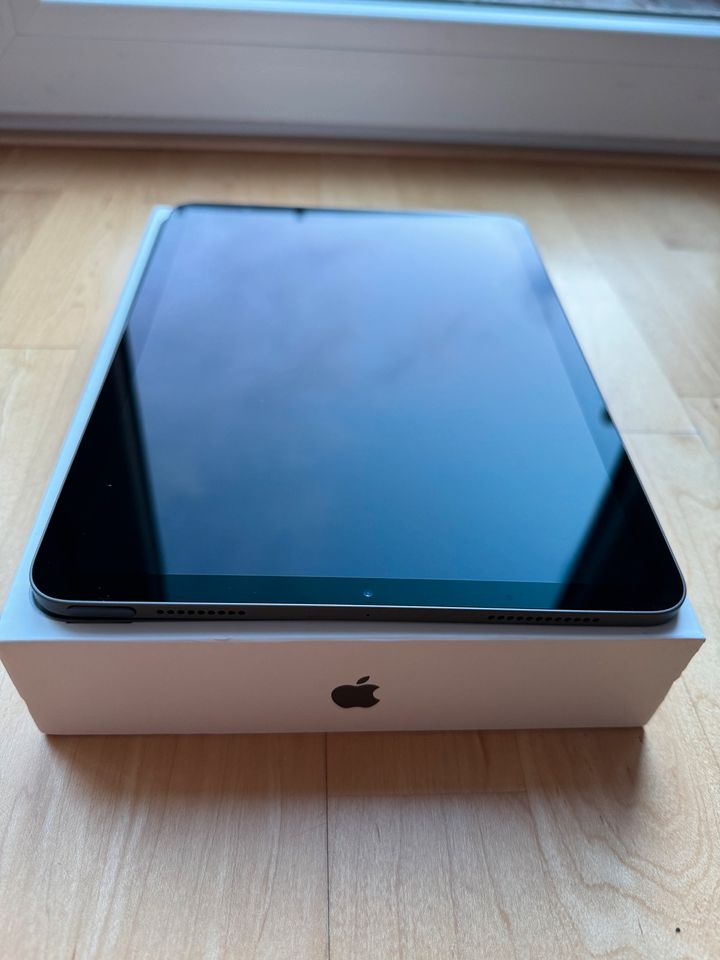 Apple iPad Air / 4. Generation / Wi-Fi in München