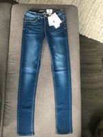 *NEU MIT ETIKETT* GARCIA JEANS SUPER SLIM FIT MODELL SARA Sachsen - Taucha Vorschau