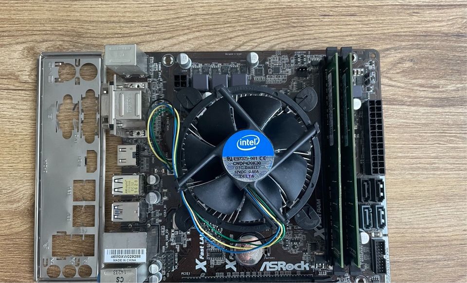 Intel i3-4150 | ASRock B81M-HDS | 8GB DDR3 RAM in Konstanz