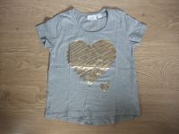 Mädchen T-Shirt Gr. 140 grau mit Gold - Herz - 5,50 € Münster (Westfalen) - Centrum Vorschau