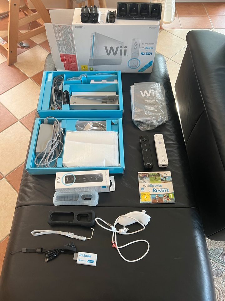 Wii Sports Resort Pack und BalanceBoard, ovp, Avatar, Sonic usw. in Ellerau 