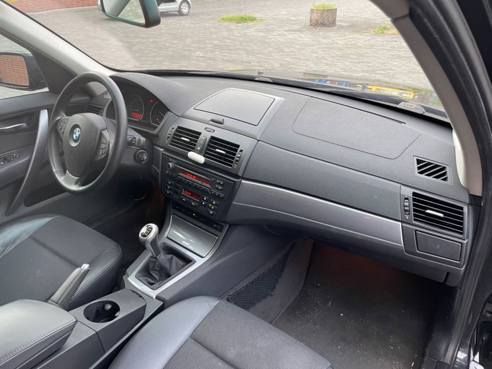 BMW X3 xDrive XENON*KLIMAUTOM*PDC*TEMP*SHZ*ALU*MULTI in Rüsselsheim