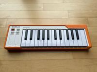 Arturia MicroLab Orange Midi Keyboard Freiburg im Breisgau - Wiehre Vorschau