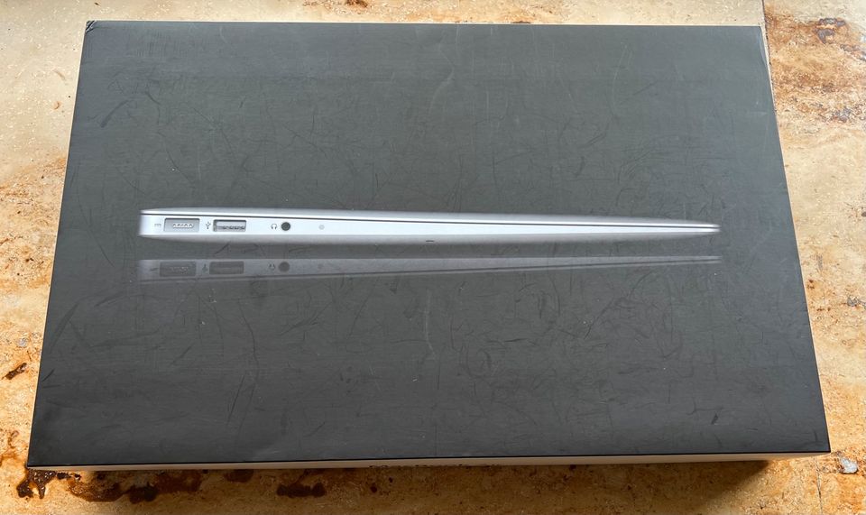 MacBook Air 13 2011-Core i5 1,7 GHz-SSD 256 GB-4GB in Ratingen