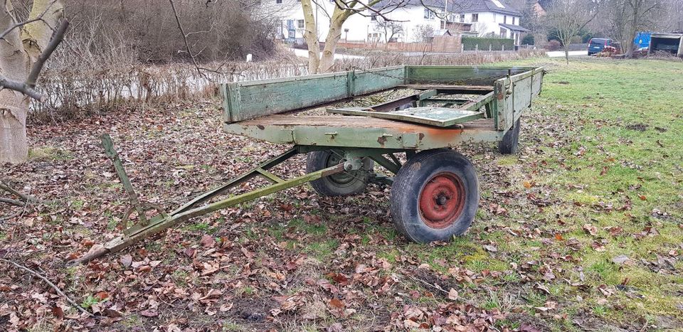 Diverse alte Brückenwagen in Wartenberg