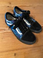 Schuhe Turnschuhe Vans Gr. 41 schwarz blau weiß sehr schön Bayern - Holzkirchen Vorschau
