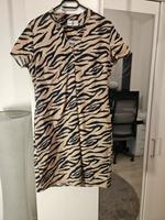 heine Kleid Minikleid Abendkleid animal getigert Karneval 38 M Nordrhein-Westfalen - Swisttal Vorschau