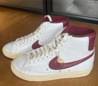 Nike Blazer Mid 77 SE, Gr. 38, wie NEU Bayern - Gröbenzell Vorschau